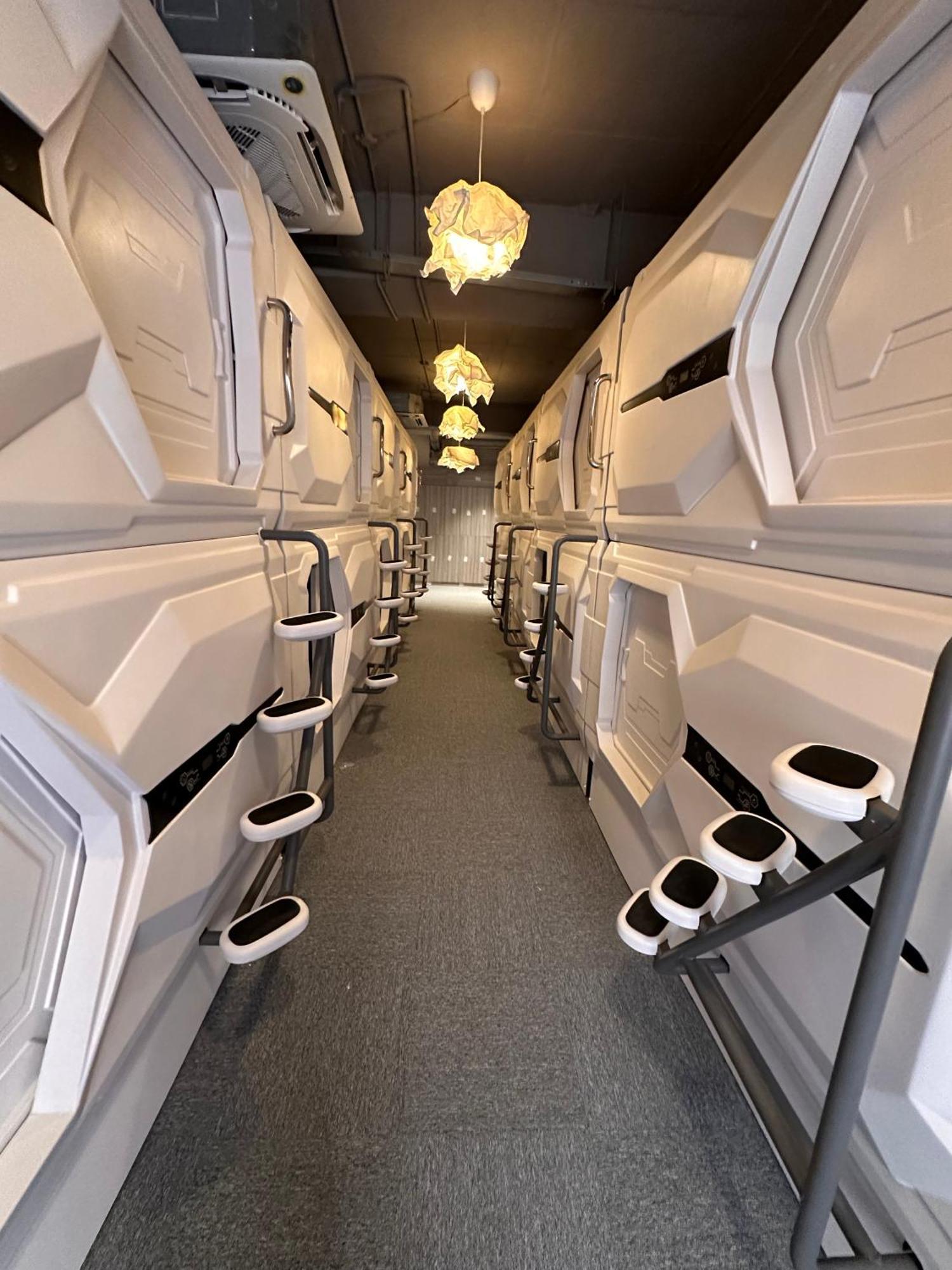 ホテル Blr Pods バンガロール エクステリア 写真